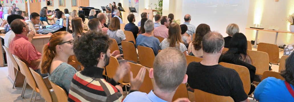 Gemeinde bei einem Gottesdienst